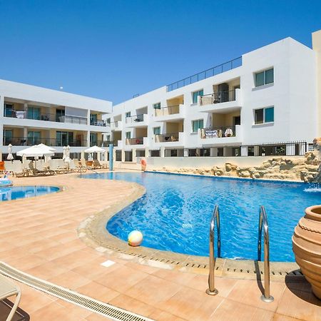 Seabreeze Apartment 200M Away From The Sea باراليمني المظهر الخارجي الصورة
