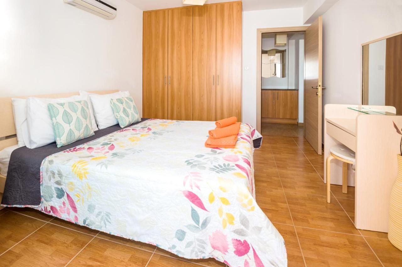 Seabreeze Apartment 200M Away From The Sea باراليمني المظهر الخارجي الصورة