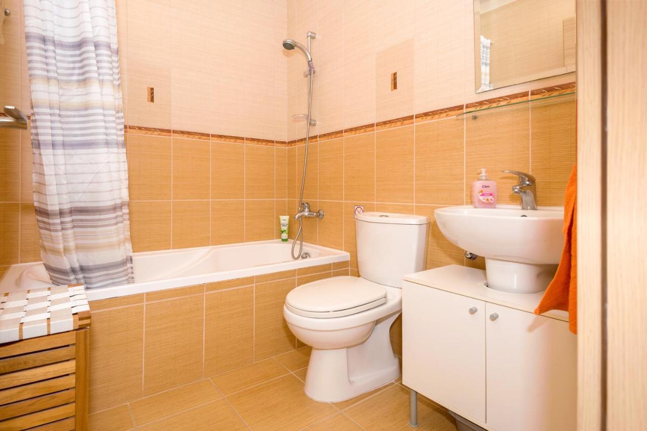 Seabreeze Apartment 200M Away From The Sea باراليمني المظهر الخارجي الصورة